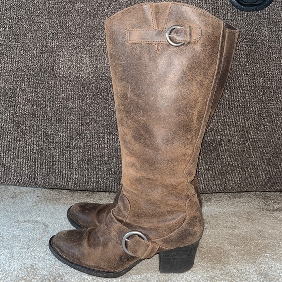 Born Shaylee tall boot - Picture 1 of 8